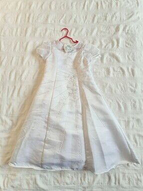 J. J. Anjorden girls 7 Beaded white dress 1st Communion Wedding has defects